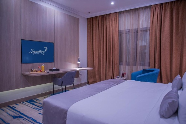 Signature Guest Hotel image 5